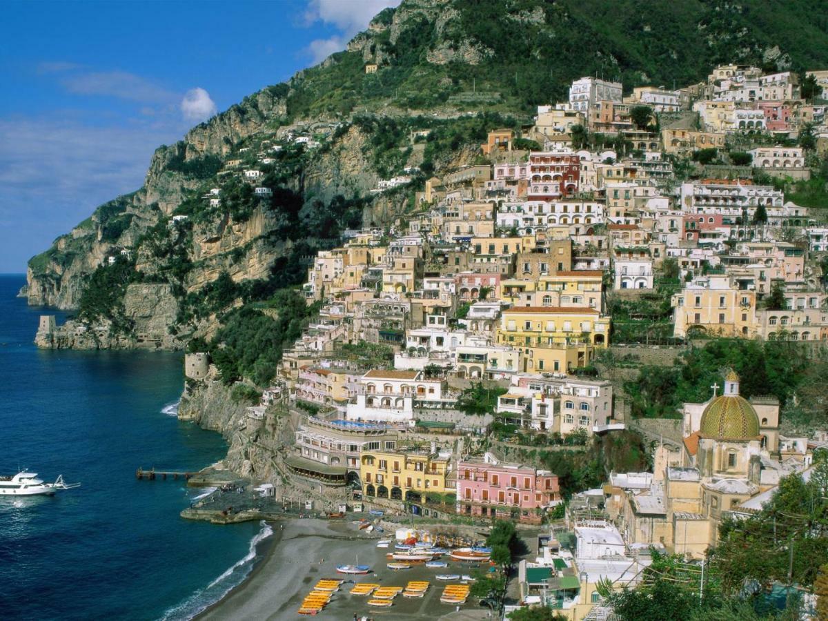 Casa Vacanze Archi Medievali ساليرنو المظهر الخارجي الصورة
