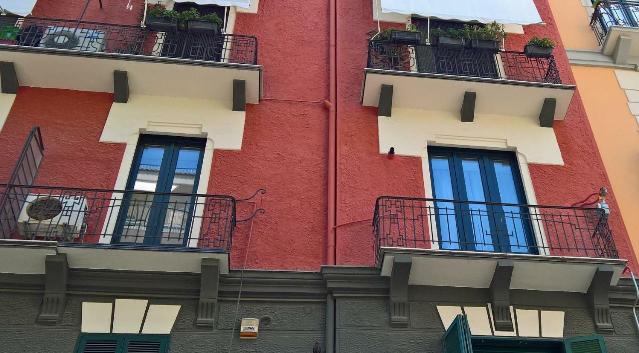 Casa Vacanze Archi Medievali ساليرنو المظهر الخارجي الصورة