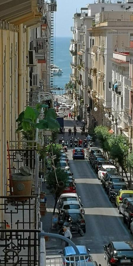 Casa Vacanze Archi Medievali ساليرنو المظهر الخارجي الصورة