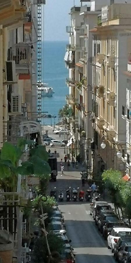 Casa Vacanze Archi Medievali ساليرنو المظهر الخارجي الصورة